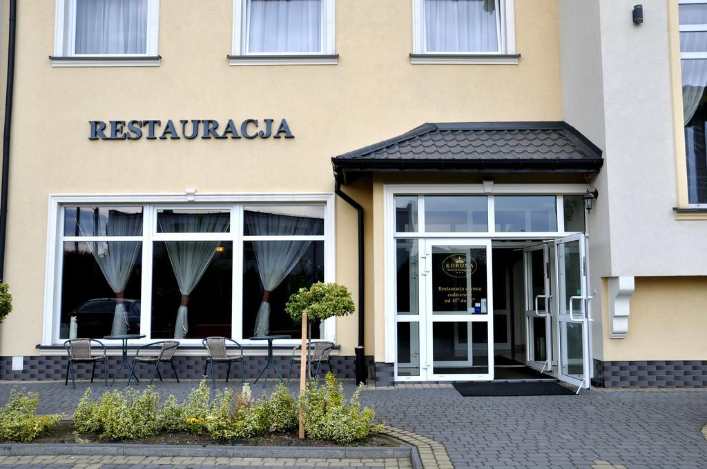 Hotel Korona Rzeszów Exteriör bild