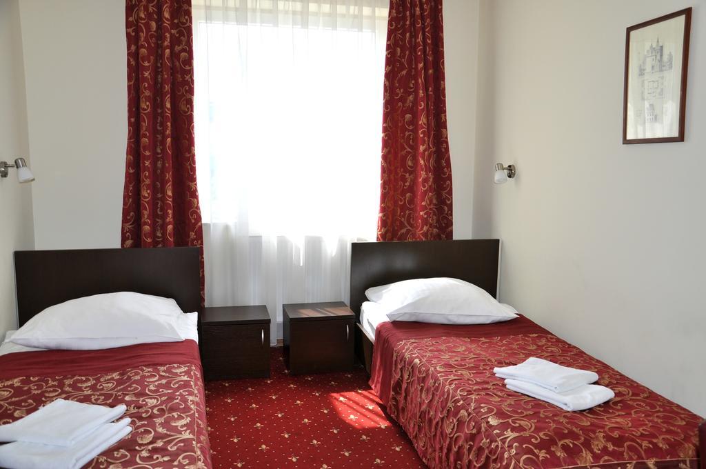Hotel Korona Rzeszów Rum bild